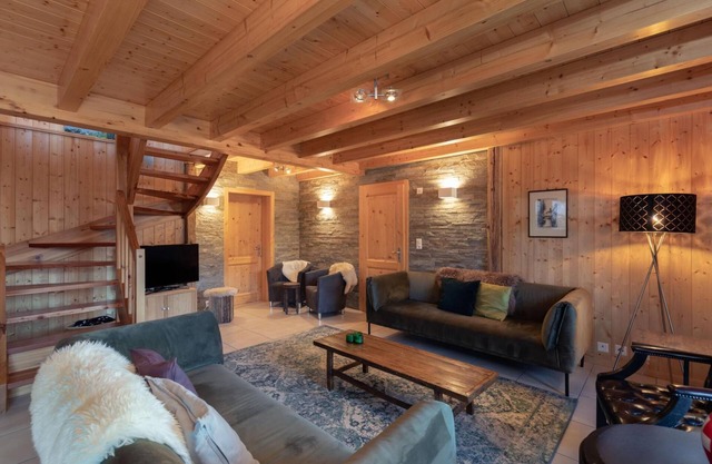 Chalet Belle Roche | Recently renovated | Jacuzzi