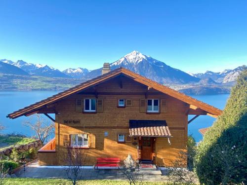 CHALET EGGLEN "Typical Swiss House, Best Views, Private Jacuzzi"