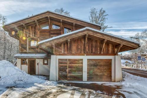 Chalet Eisstock