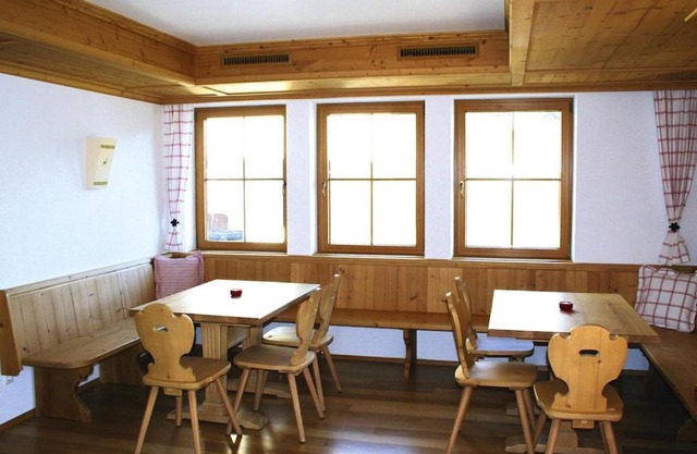 Chalet in Fiss with Panoramic Mountain Views