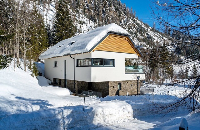 Chalet in Mauterndorf near Ski Lift