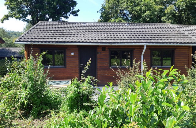 Chalet into the woods