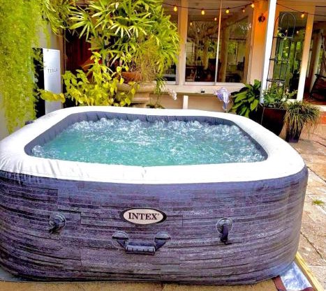 Chalet Lulu | Yoga/Retreat | P Solar | Hot Tub