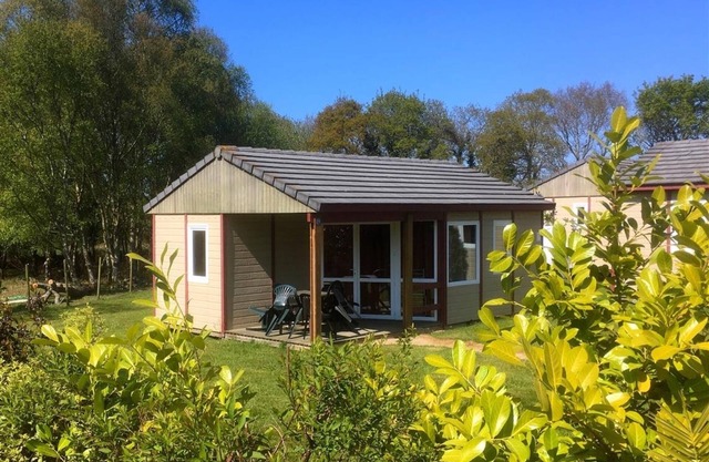 Chalet 'Standard 3' with Private Terrace and Shared Garden