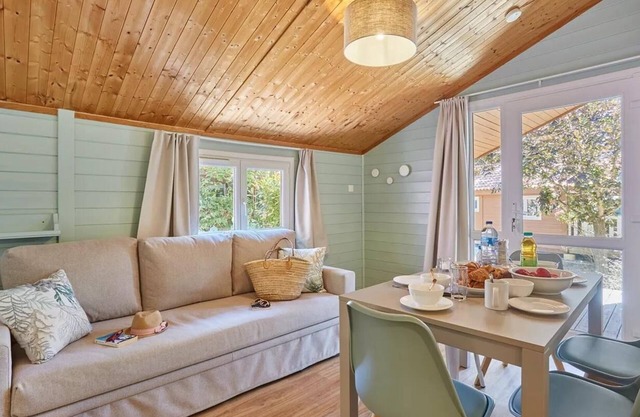 Chalet, wifi, terrace, 48m², Carnoux-en-Provence