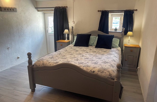 Chambre du Jardin, bed and breakfast - family room, sleeping 1-4