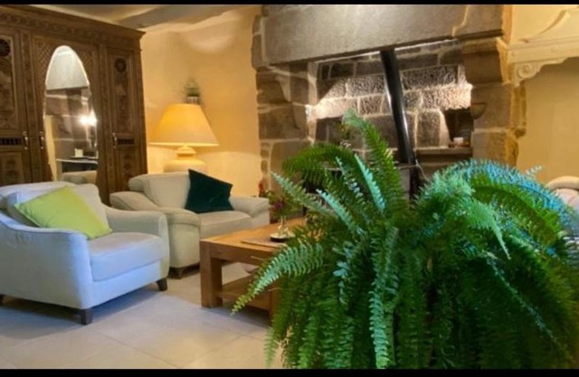 chambre familiale 4 pers SDB partagée sans TV