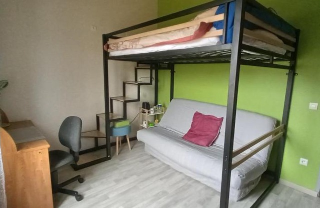 chambre familiale dans maison au calme