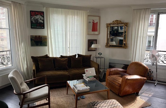 chambre privée dans superbe appartement parisien !