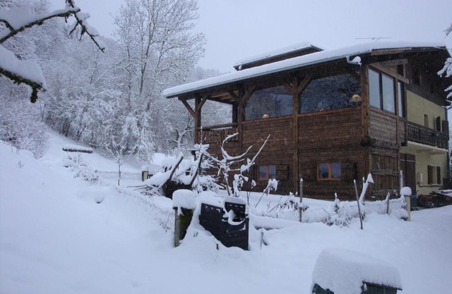 Chambres d'Hôtes Chalet de la Source