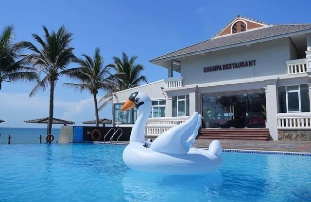 Champa Resort