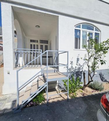 Chapel Road Apartments