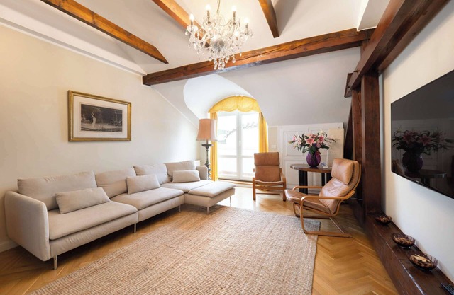 Charles bridge unique maisonette