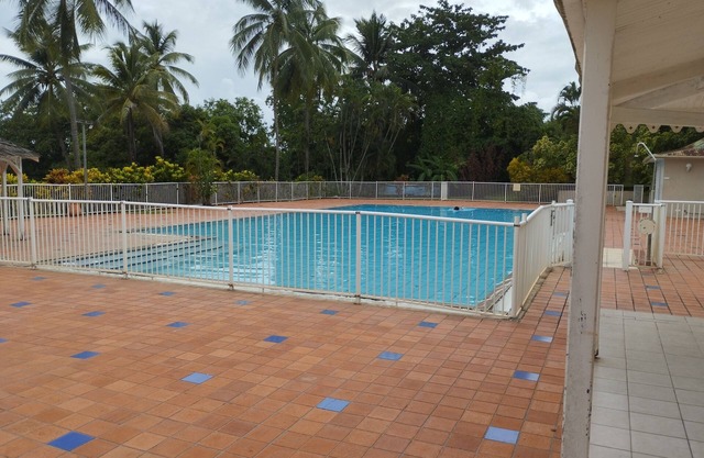Charmant Appartement à Proximité du Tombolo de la Martinique