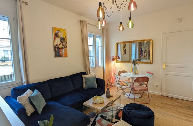 Charmant Petit Duplex à 2 Minutes à Pied du Métro