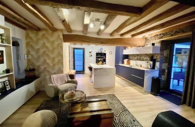 Charmante Suite Avec Jacuzzi