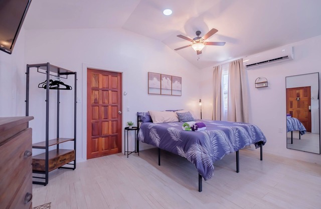 Charming 1-bed studio apartment in awesome Caye Caulker with AC