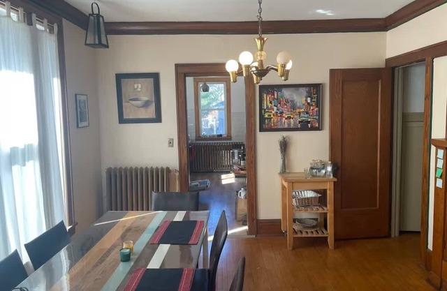 Charming 1-bedroom apartment in lovely Saint Paul Duplex