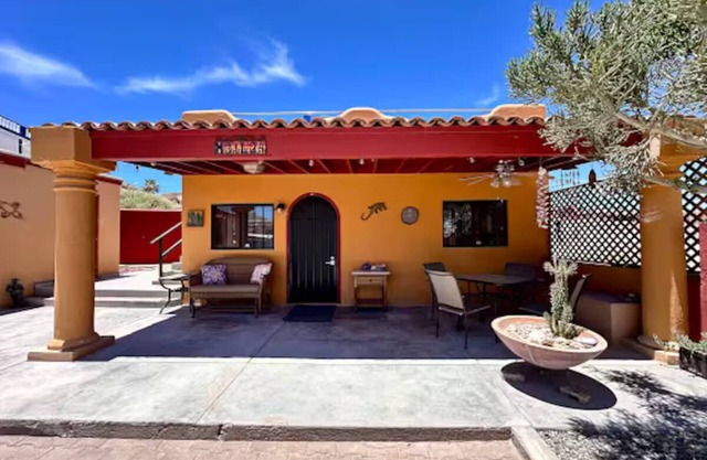 Charming 1-BR house, Bahía la Choya, Starlink WiFi, AC, roof deck, dog friendly