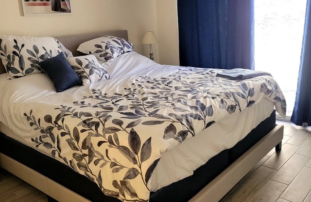 Charming 2-bedroom 2 bath condo in gated 55+ community