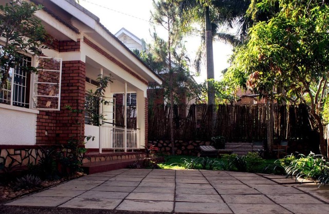Charming 2 bedroom bungalow