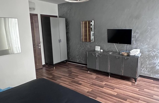Charming 2-bedroom house with WiFi, AC in terrific Istanbul