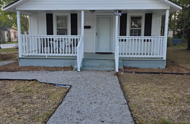 Charming 2-bedroom house in Cheraw with AC