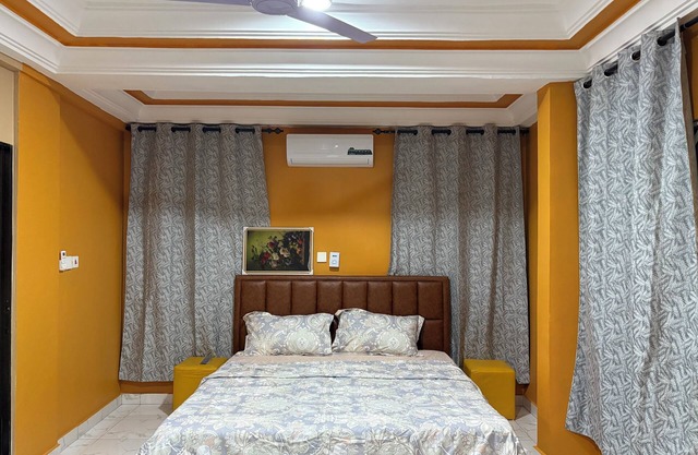 Charming 2-bedrooms apartment in awesome Accra with ACs, kitchen and Hall