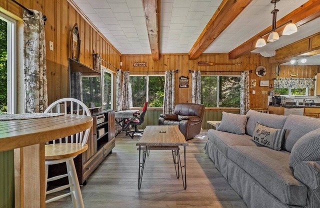 Charming 2BR/1BA Lakefront Cottage w/Private Beach and Dock