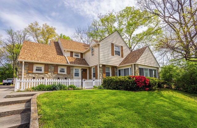 Charming 3-bedroom Home - Perfect for a Peaceful Getaway!