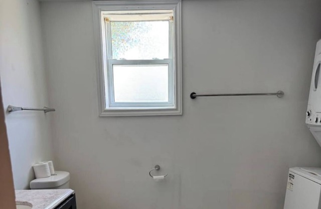 Charming 3-bedroom house in beautiful London with AC