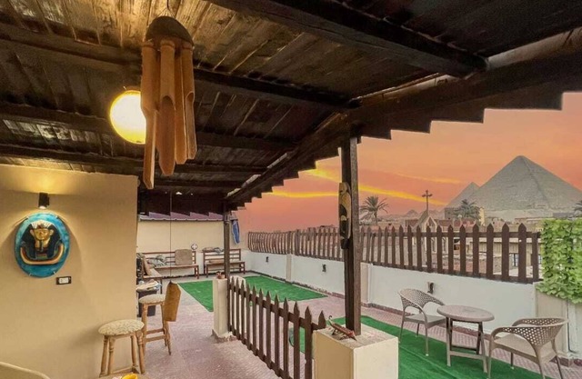 Charming 5-bedroom bed & breakfast with WiFi, fitness room in Giza Governorate