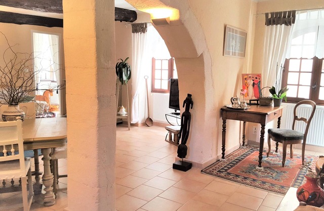 Charming 80m square apartment in the center of L'Isle sur la Sorgue