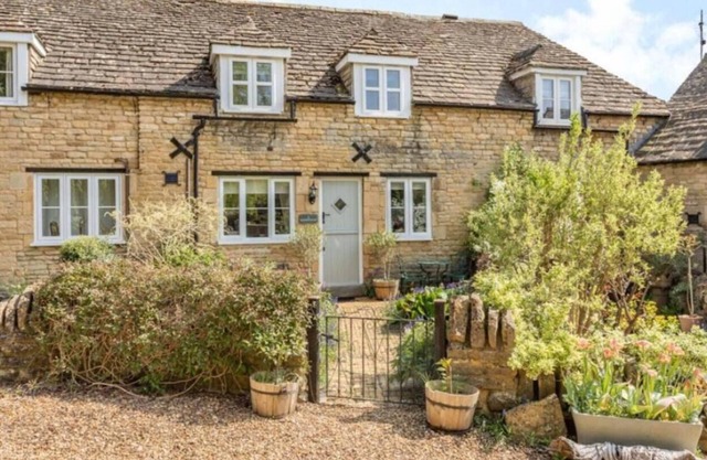Charming and modern 3 bed cottage in Wansford