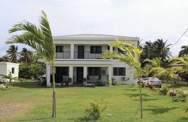 Charming and New 3-bedroom house in awesome Christiansted St.croix with AC, WiFi
