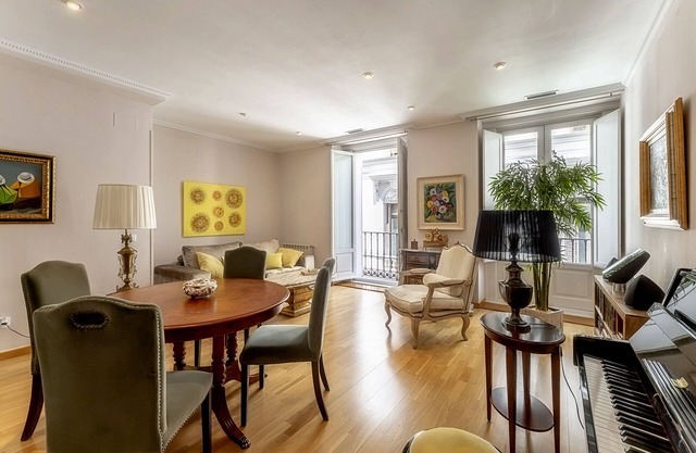 Charming apartment Cortes