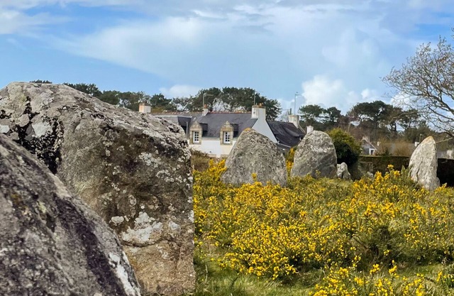 Charming Carnac cottage with unique view of the standing stones