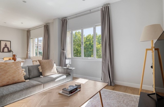 Charming Castellana 2BR w/Doorman, nr Museum, by Blueground