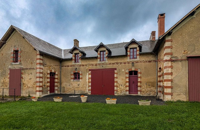 Charming Cottage on XVIIIth Century Estate with Museum, Fireplace, and Private Parking