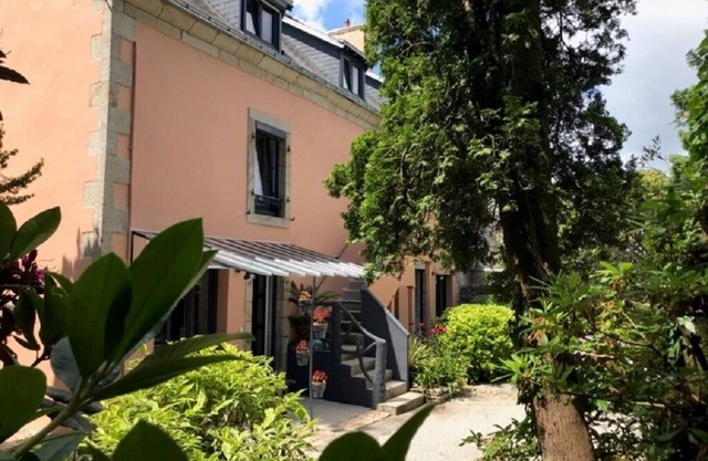 Charming family home with stone walled garden