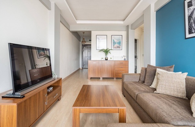 Charming Flat with Bosphorus View in Besiktas