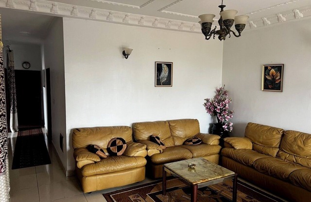 Charming furnished apartment near Bonamoussadi Tradex station
