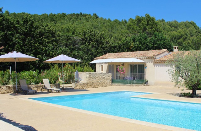 CHARMING GITE IN PROVENCE/MERINDOL IN LUBERON
