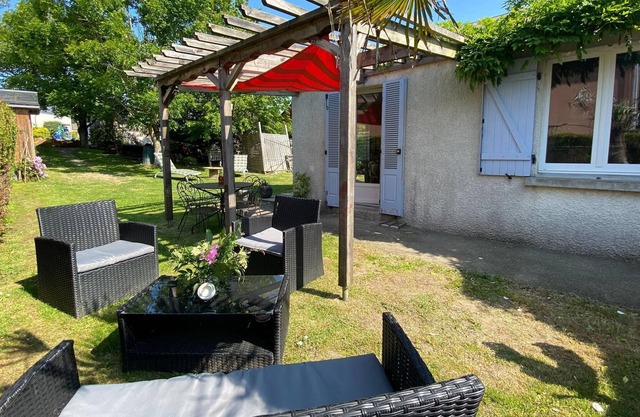 Charming holiday home in a quiet location, near the coast, 2 bicycles