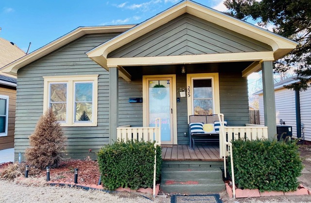 Charming home - Downtown area