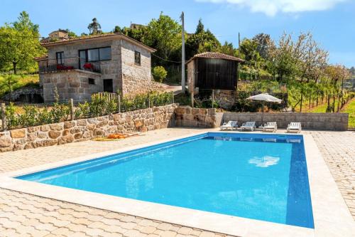 Charming House in Fornos with shared pool