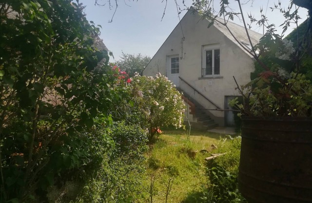 Charming house overlooking the Loire