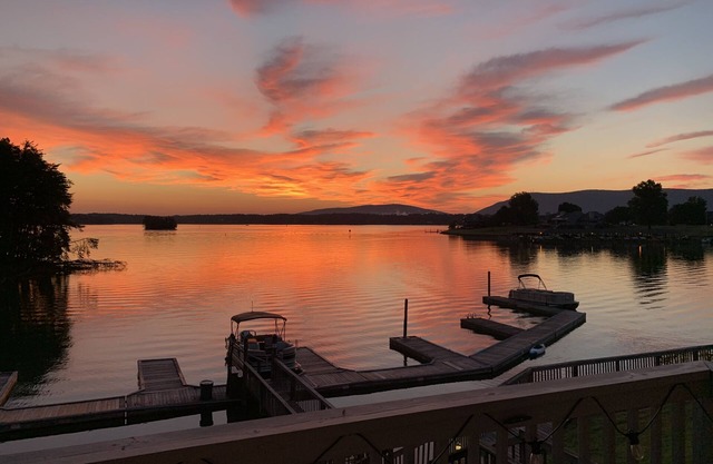 Charming Lakefront Condo at Bernard's Landing, only steps from the shore!