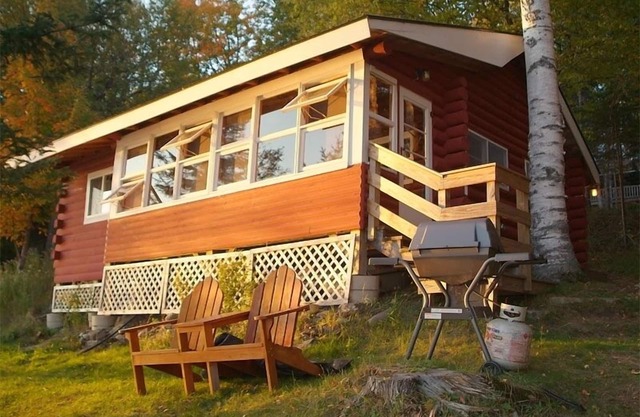 Charming Log Cabin Just Steps Away From Beatiful Rangeley Lake
