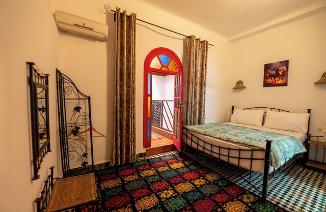 Charming riad in delightful Fès : Romantic Room